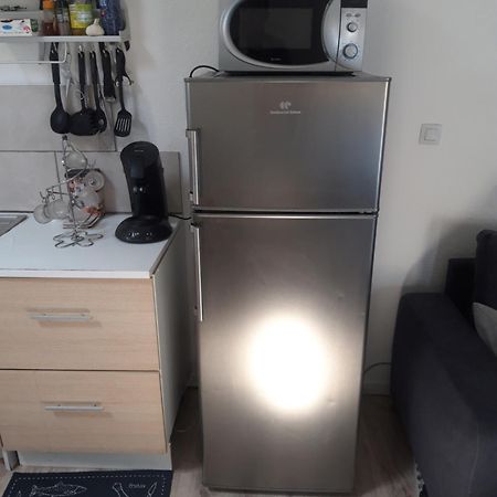 Appartement F1 Meuble 3 Personnes Aubenas Luaran gambar
