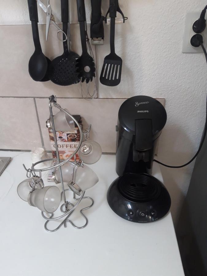 Appartement F1 Meuble 3 Personnes Aubenas Luaran gambar